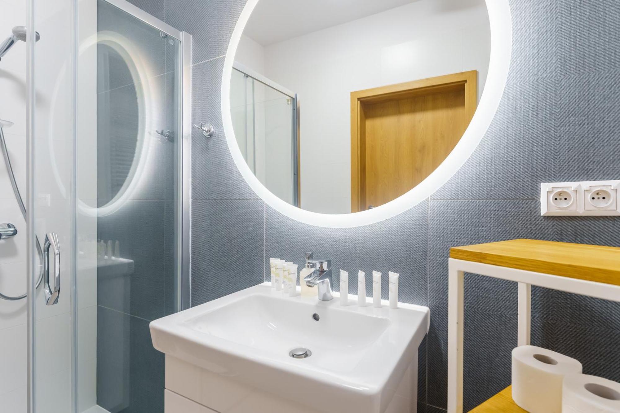 Aquamarina Prima Deluxe Studios With Sea View By Noclegi Renters Miedzyzdroje Eksteriør bilde